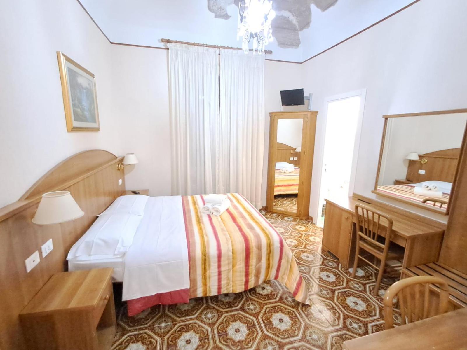 Nahid Accommodation Roma Ngoại thất bức ảnh